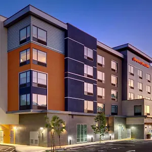 *** Hotel Hampton & By Hilton United States